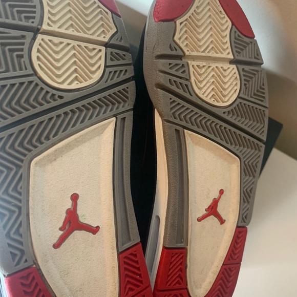 Jordan Bred 4 - Picture 4 of 4
